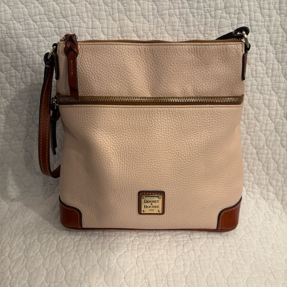 💎Dooney & Bourke Tan and Brown Shoulder Bag - Picture 1 of 14